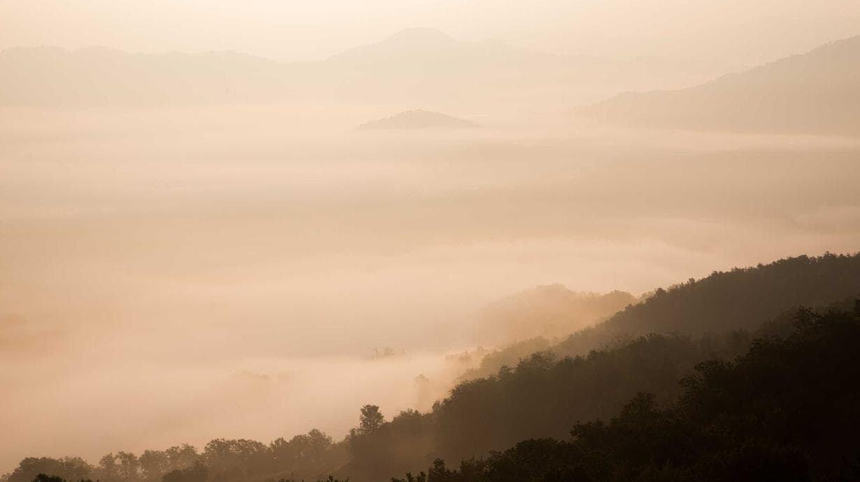 बैंकों पर RBI का एक्शन! क्या होग ा आप पर असर? | **RBI Action on Banks**: *Kya Hoga Aap Par Asar?*