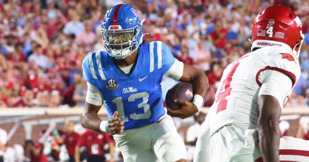 Ole Miss ka safar khatam? QB Austin Simmons ne Transfer Portal mein kadam rakh kar machai sansani!