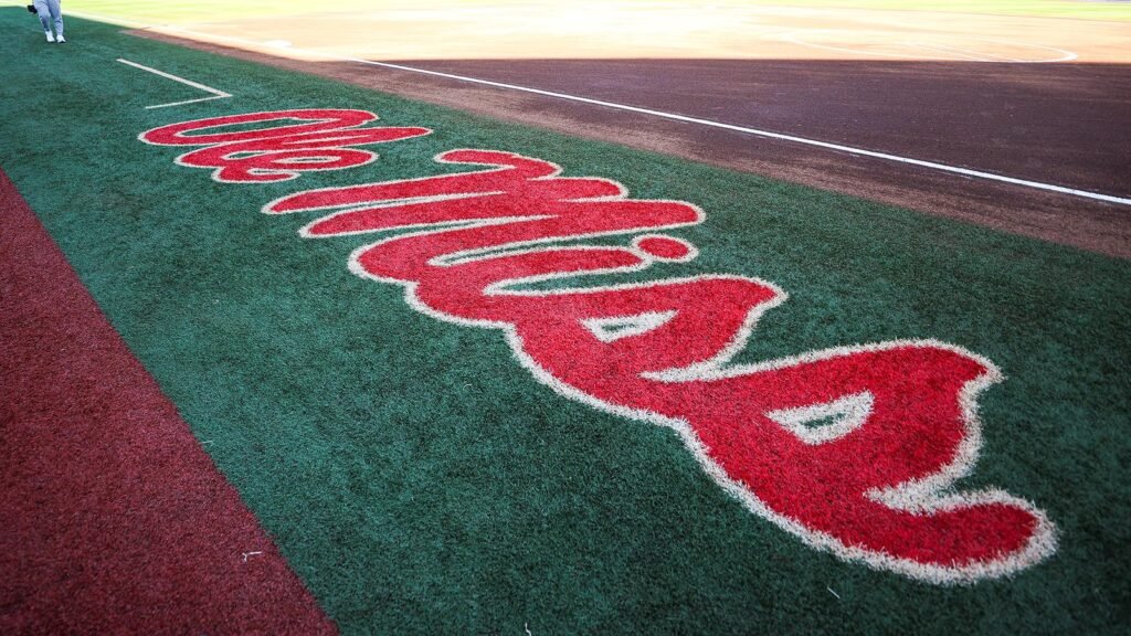 इस सर्दी में रेबेल सॉफ्टबॉल की इन तीन स्टार्स का सफर हमेशा के लिए थम जाएगा!